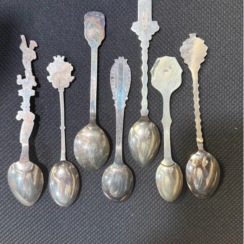 Vintage Souvenir Spoons Sweden Norway Arctic‎ Circle Israel London St Maarten